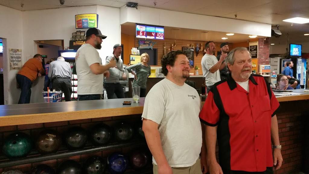 River Rand Bowl | restaurant | 191 S Des Plaines River Rd, Des Plaines, IL 60016, USA | 8472991001 OR +1 847-299-1001