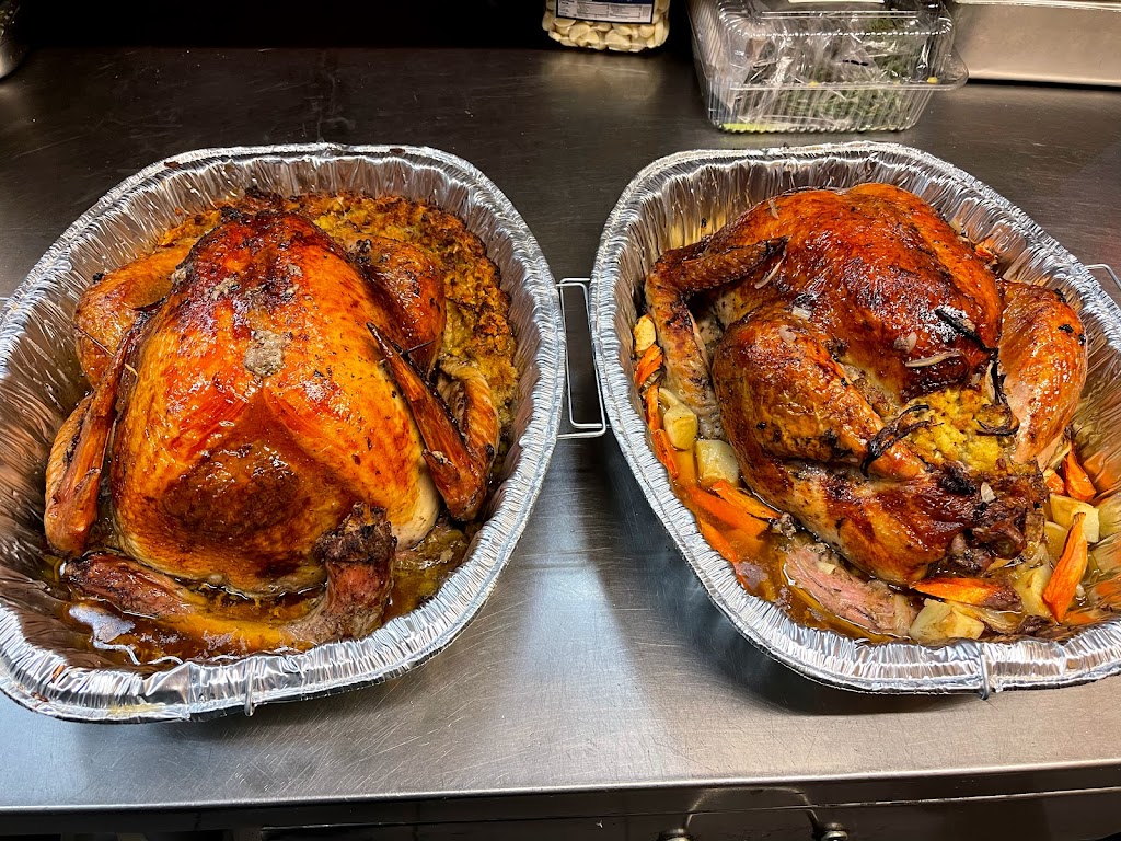 Fortis Restaurant | restaurant | 10826 Guy R Brewer Blvd, Queens, NY 11433, USA | 7182629352 OR +1 718-262-9352