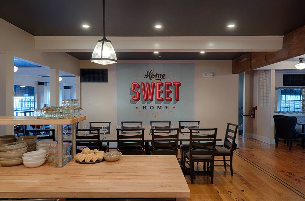 Bird & The Bottle | restaurant | 1055 4th St, Santa Rosa, CA 95404, USA | 7075684000 OR +1 707-568-4000