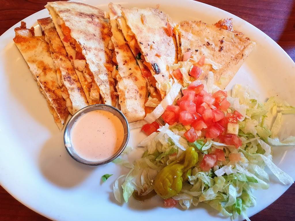 Ruby Tuesday | restaurant | Wrentham Village Premium Outlets, 1 Outlet Blvd #800, Wrentham, MA 02093, USA | 5083845213 OR +1 508-384-5213