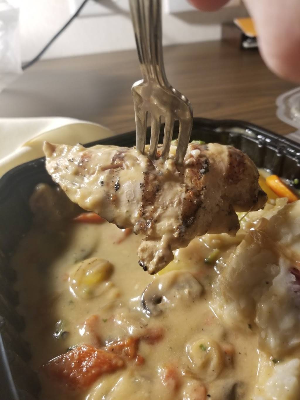 Garden Grille & Bar | restaurant | 500 Cresson Blvd, Phoenixville, PA 19460, USA | 6106500880 OR +1 610-650-0880