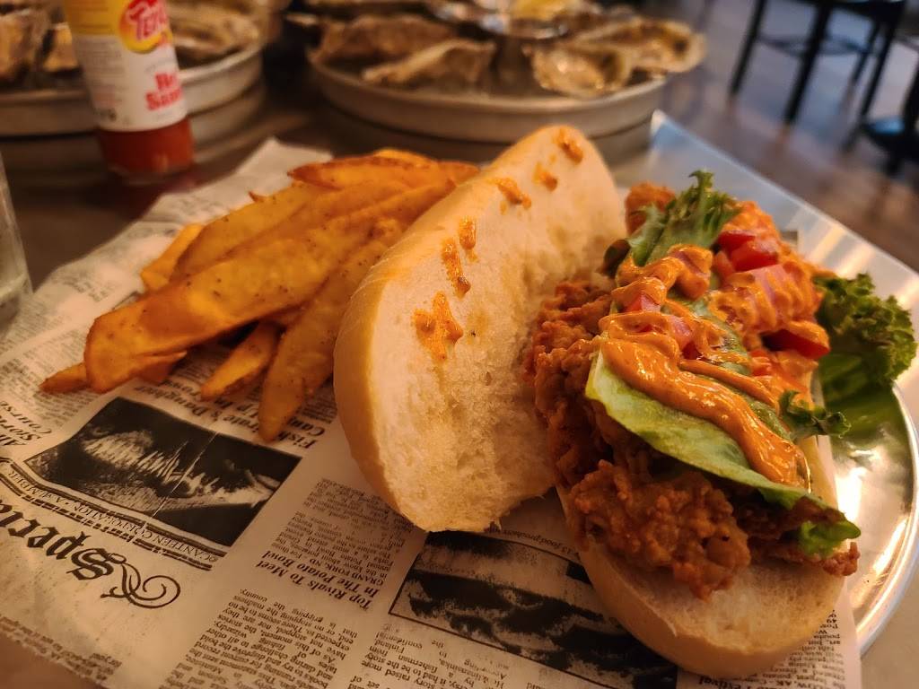 Tonys Taps & Oyster Co. | restaurant | 107 Edinburgh S Dr, Cary, NC 27511, USA | 9192341600 OR +1 919-234-1600