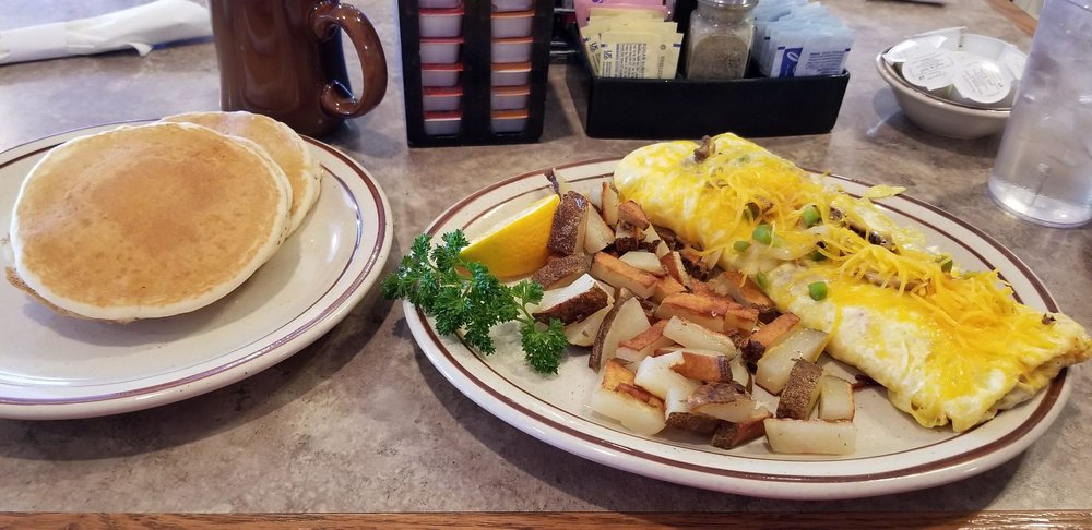 Down Home Diner | restaurant | 2310 W Lincolnway, Cheyenne, WY 82001, USA | 3074264968 OR +1 307-426-4968