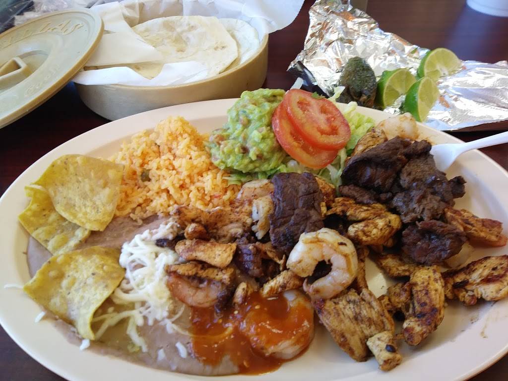 Los Burritos Ricos | restaurant | 580 Brook Forest Ave, Shorewood, IL 60404, USA | 8157730090 OR +1 815-773-0090