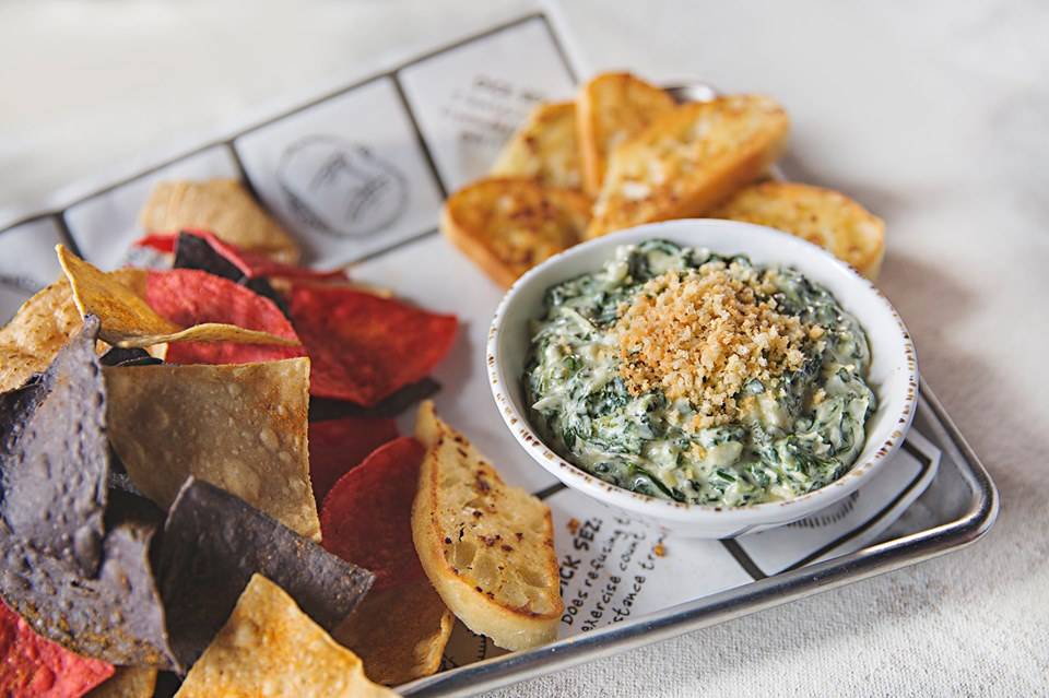 Dicks Last Resort | restaurant | 2211 N Lamar St, Dallas, TX 75202, USA | 2147470001 OR +1 214-747-0001