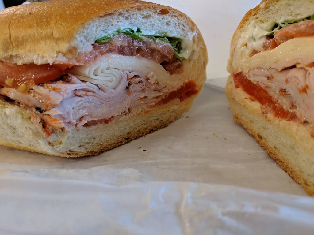 City Line Delicatessen | restaurant | 573 N Broadway, White Plains, NY 10603, USA | 9149490125 OR +1 914-949-0125