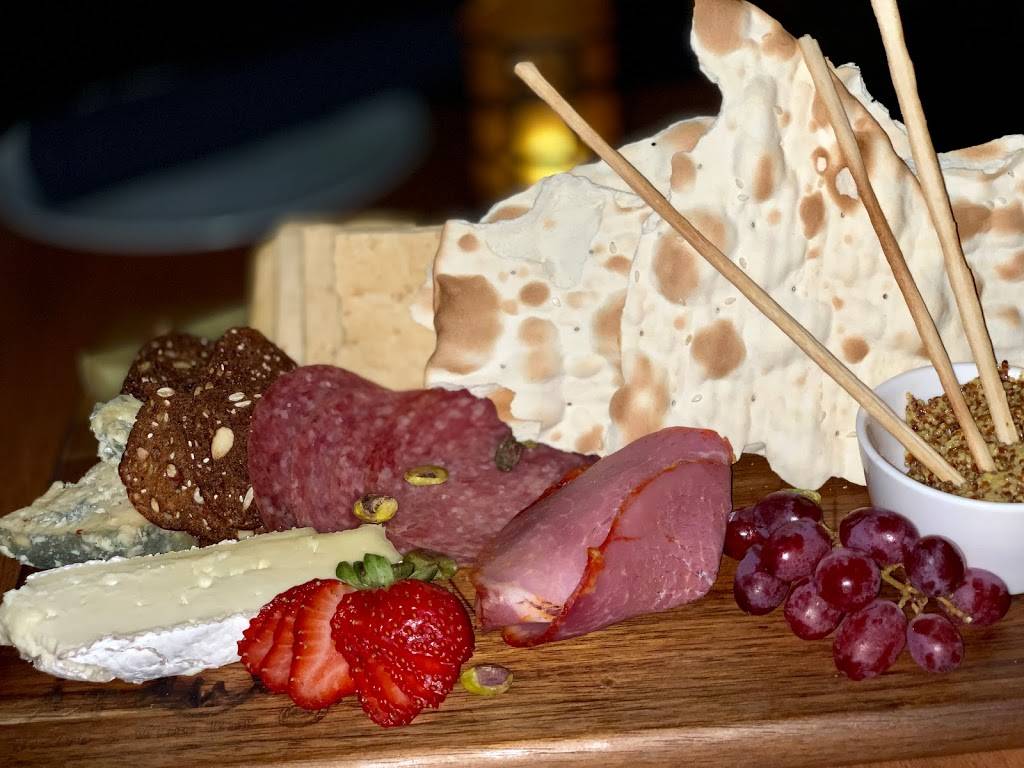 Indulge Bistro & Wine Bar - SouthGlenn | restaurant | 6955 S York St Ste 406, Centennial, CO 80122, USA | 3037307200 OR +1 303-730-7200