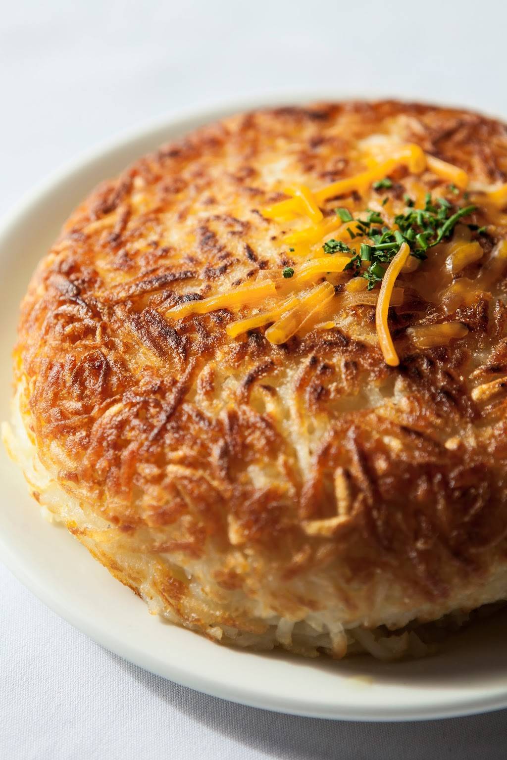 Giannis Steakhouse | restaurant | 635 Lake St E, Wayzata, MN 55391, USA | 9524041100 OR +1 952-404-1100