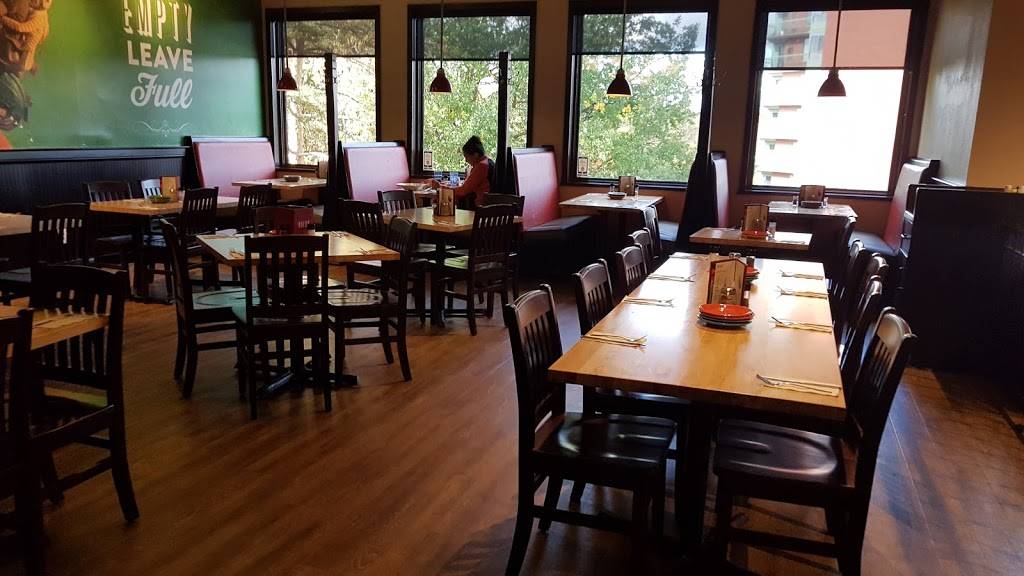 East Side Marios Waterloo (King) | restaurant | 450 King St N, Waterloo, ON N2J 2Z6, Canada | 5198868388 OR +1 519-886-8388