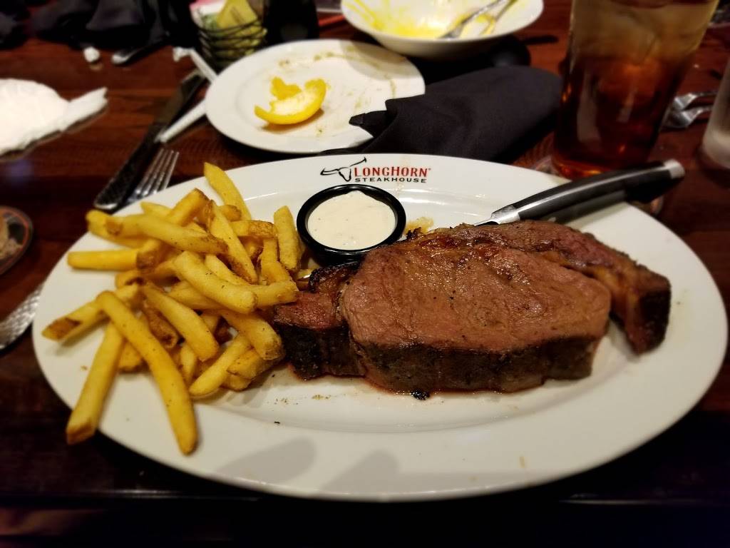 LongHorn SteakHouse | meal takeaway | 505 N Dupont Hwy, Dover, DE 19901, USA | 3026788509 OR +1 302-678-8509