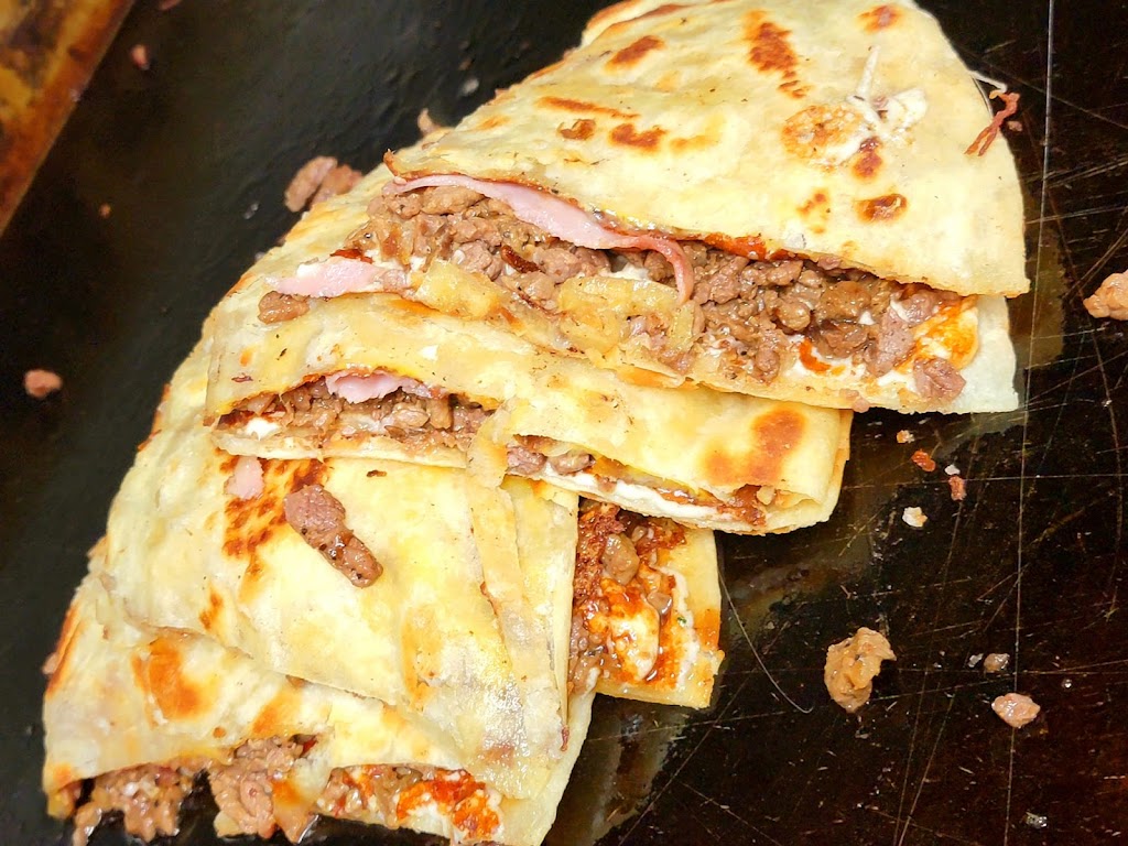 LEOS TAQUERIA | restaurant | 701 US-77 BUS, San Benito, TX 78586, USA | 9562027156 OR +1 956-202-7156