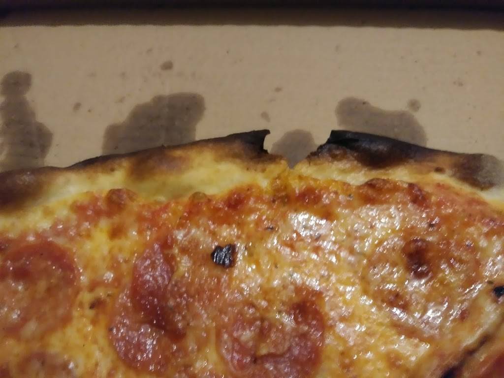 Park Pizza | restaurant | 493 Cooke St, Waterbury, CT 06710, USA | 2035730811 OR +1 203-573-0811