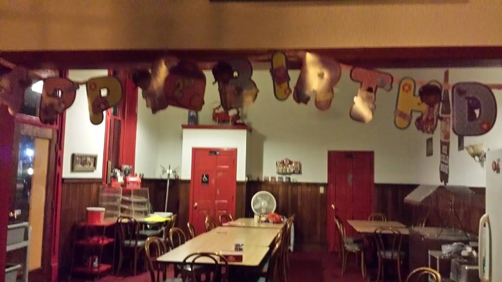 Bobbie Jos Diner | restaurant | 131 E Main Cross St, Edinburgh, IN 46124, USA | 8125266767 OR +1 812-526-6767