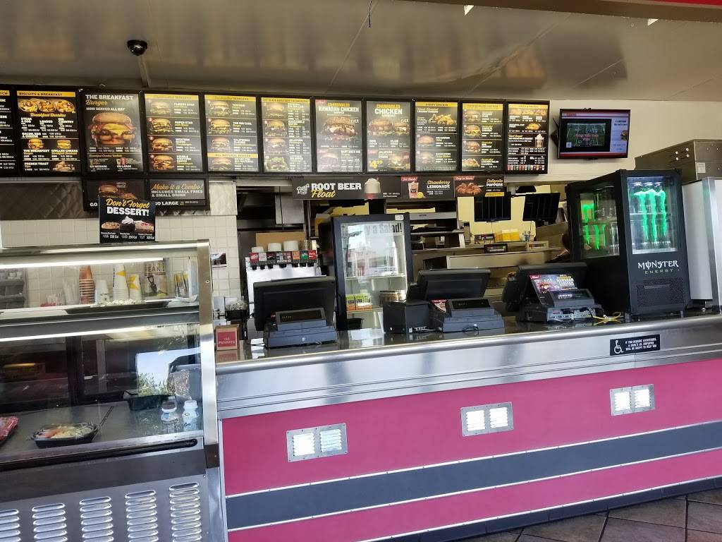 Carls Jr. | restaurant | 3983 N Blackstone Ave, Fresno, CA 93726, USA | 5592252428 OR +1 559-225-2428