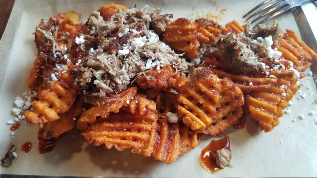 618 Tap House | restaurant | 2703 17th St, Marion, IL 62959, USA | 6184403600 OR +1 618-440-3600