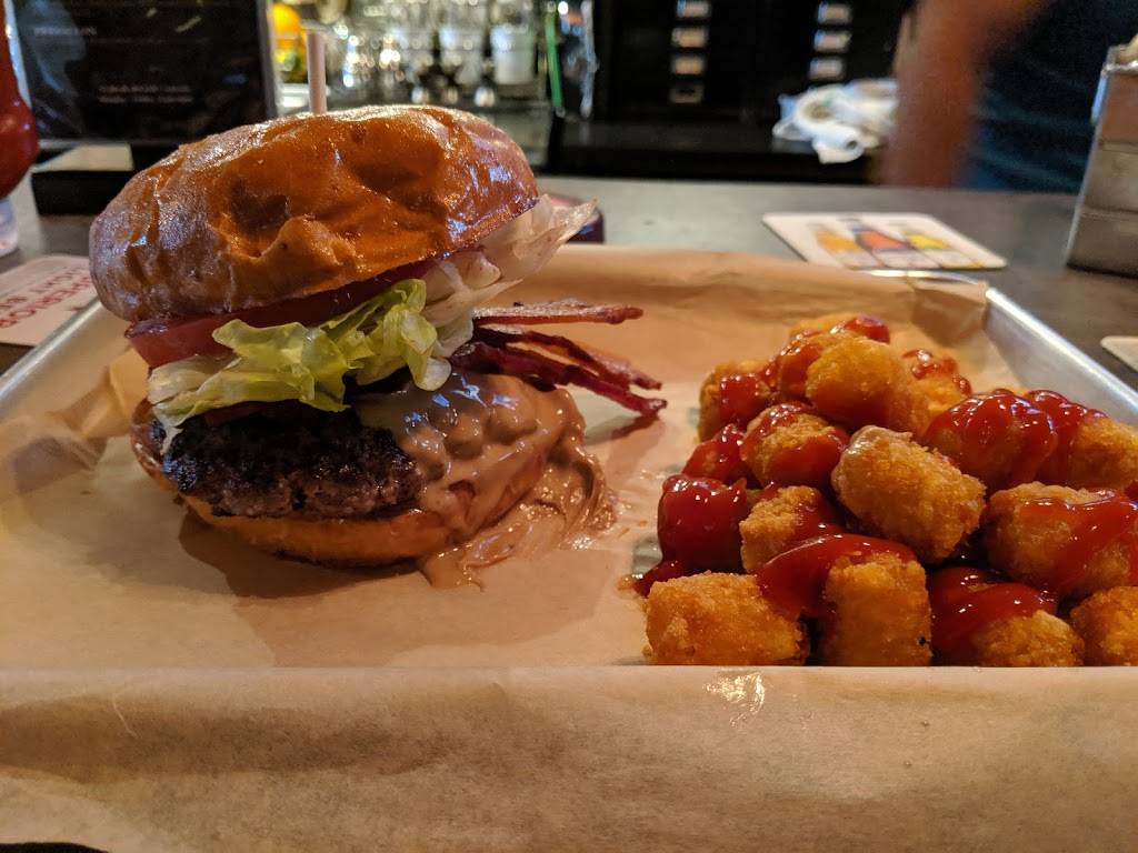 Redwing Bar & Grill | restaurant | 4012 30th St, San Diego, CA 92104, USA | 6192818700 OR +1 619-281-8700