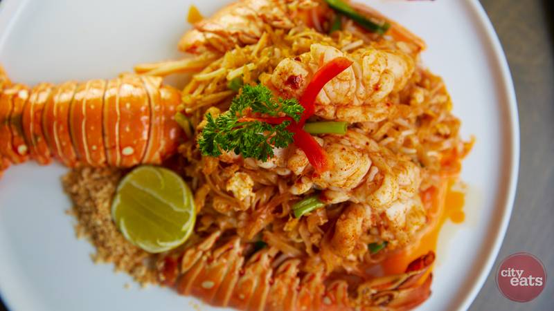 Moon Thai & Japanese | restaurant | 9637 Westview Dr, Coral Springs, FL 33076, USA | 9547524899 OR +1 954-752-4899