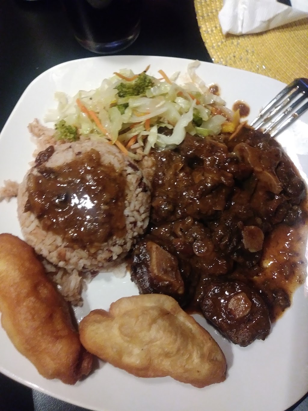 Ceedee Jamaican Kitchen | restaurant | 5305 E Speedway Blvd, Tucson, AZ 85712, USA | 5207953400 OR +1 520-795-3400