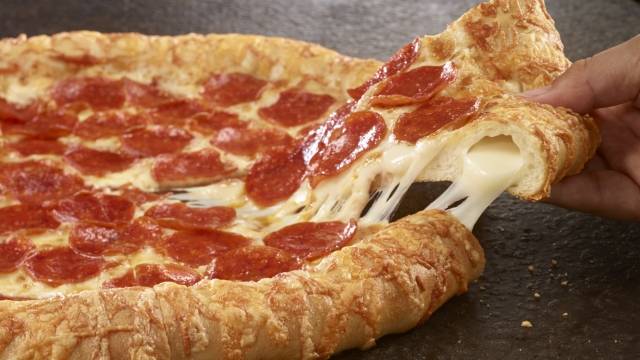 Mozzapizza | restaurant | 425 Boulevard la Vérendrye E, Gatineau, QC J8R 2W8, Canada | 8196436433 OR +1 819-643-6433