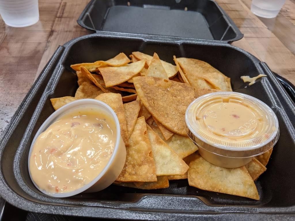 Josè Joes Burgers & Burritos | restaurant | 2570 Ridgeway Ave, Rochester, NY 14626, USA | 5852704734 OR +1 585-270-4734