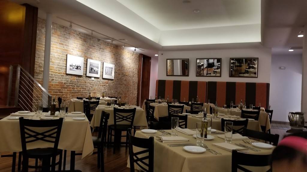 Fiamma Ristorante | restaurant | 101 W Central Ave, Bentonville, AR 72712, USA | 4792684935 OR +1 479-268-4935