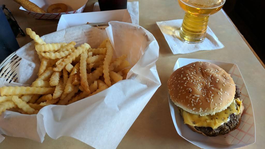 Redamaks | restaurant | 616 E Buffalo St, New Buffalo, MI 49117, USA | 2694694522 OR +1 269-469-4522