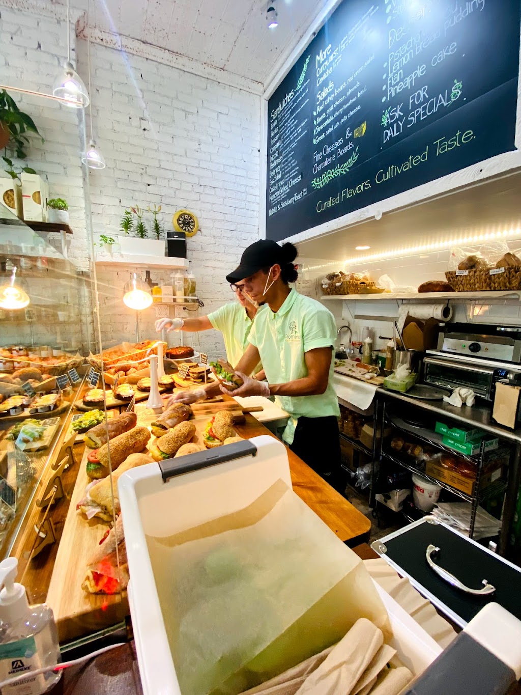 Romero Delicatessen | restaurant | 196 Court St #2, Brooklyn, NY 11201, USA | 9179091647 OR +1 917-909-1647