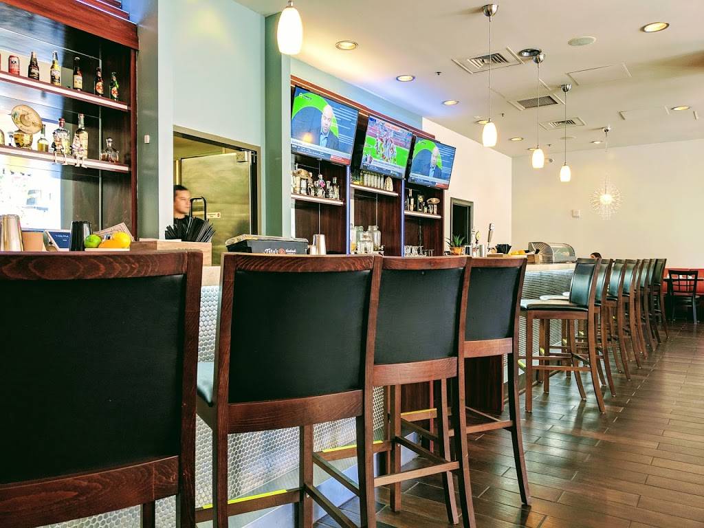 Coco Cocina Mexicana | restaurant | 100 S Eola Dr Unit 104, Orlando, FL 32801, USA | 4076015750 OR +1 407-601-5750