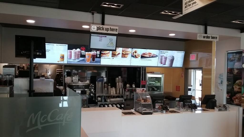 McDonalds | cafe | 3035 S, Chatham Rd, Springfield, IL 62704, USA | 2175469136 OR +1 217-546-9136