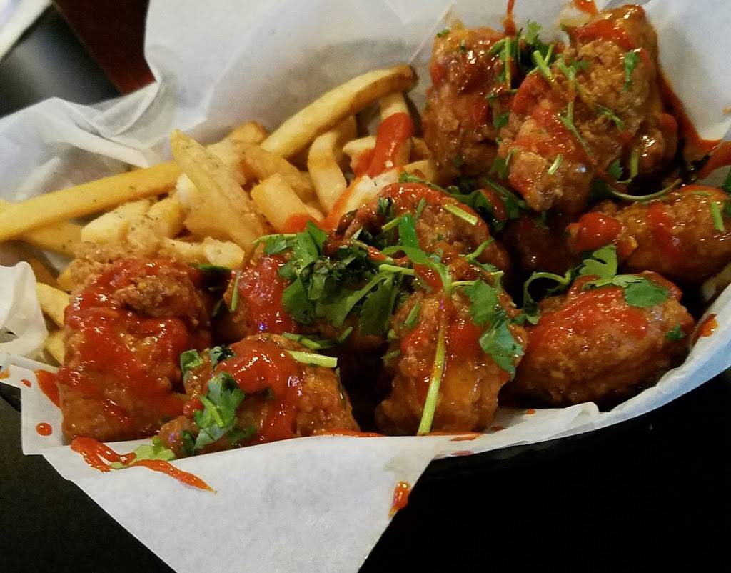 Wing Daddys Sauce House | restaurant | 6430 Bandera Rd, San Antonio, TX 78238, USA | 2106809464 OR +1 210-680-9464