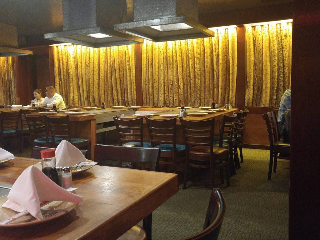 Somethings Fishy | restaurant | 21812 Ventura Blvd, Woodland Hills, CA 91364, USA | 8188843880 OR +1 818-884-3880