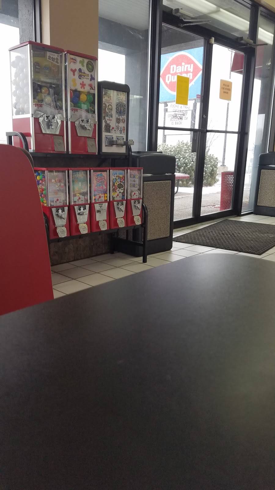 Dairy Queen Store | restaurant | 904 2nd St, Coralville, IA 52241, USA | 3193389483 OR +1 319-338-9483