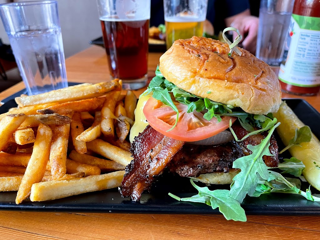 Sunriver Brewing Co. - Galveston Pub | restaurant | 1005 NW Galveston Ave, Bend, OR 97703, USA | 5414089377 OR +1 541-408-9377