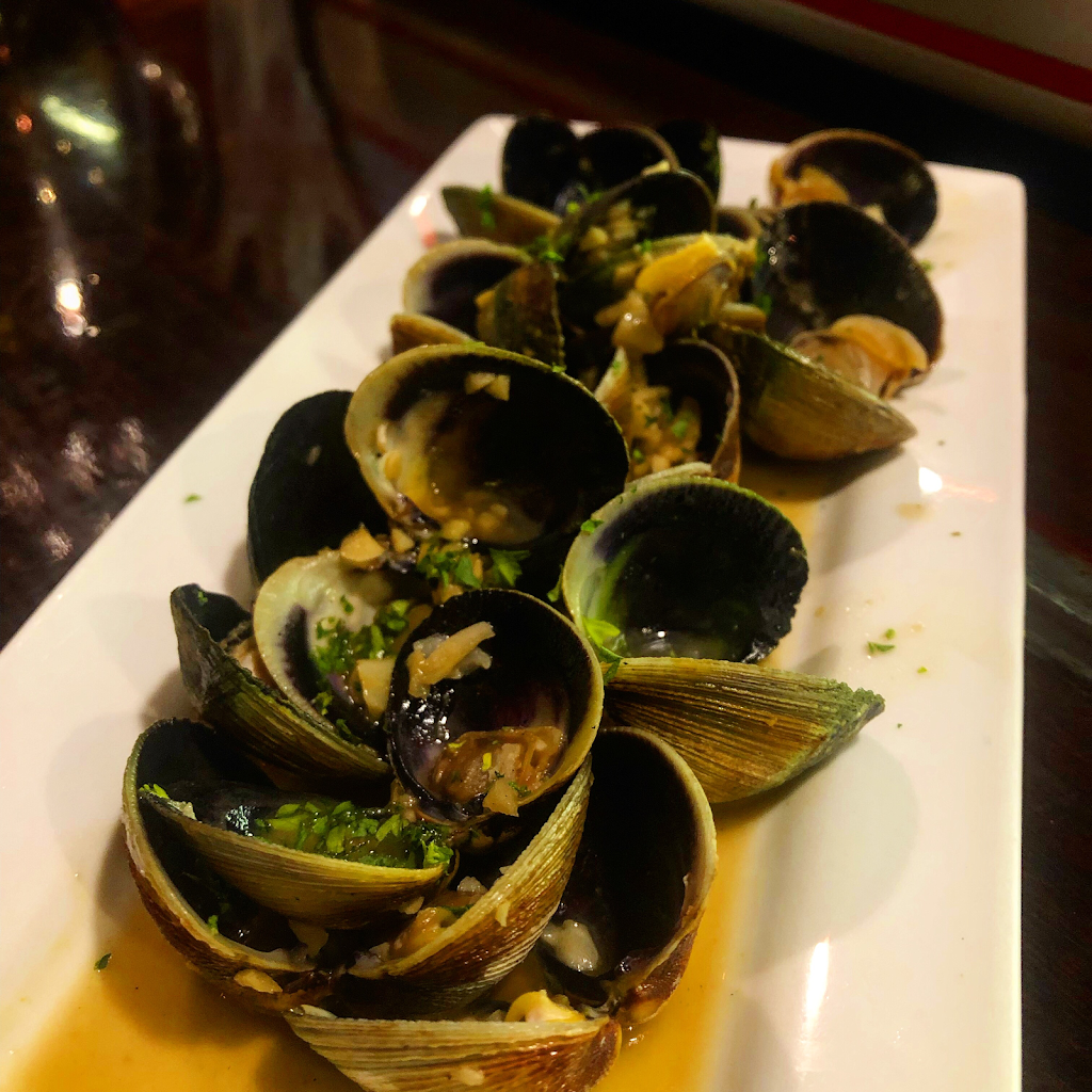 Pintxo Pincho Tapas Bar | restaurant | 385 Main St, Woburn, MA 01801, USA | 7819321379 OR +1 781-932-1379