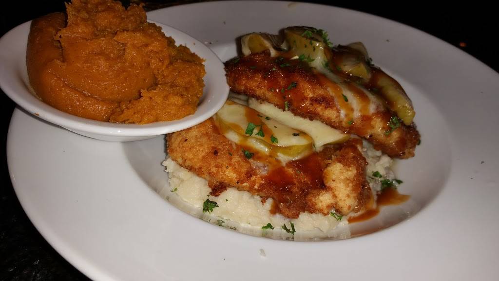 Teddy Gs Pub & Grille | restaurant | 179 Main St, Sturbridge, MA 01566, USA | 5083471900 OR +1 508-347-1900