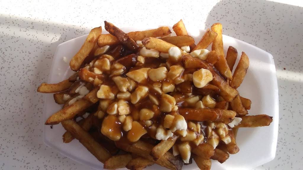 Patate Depot | restaurant | 2049 Boulevard du Curé-Labelle, Saint-Jérôme, QC J7Y 1S6, Canada | 4505925110 OR +1 450-592-5110