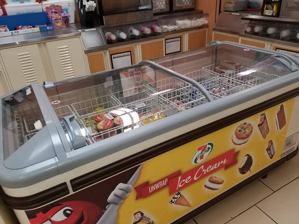 7-Eleven | bakery | 4715 S Goldenrod Rd, Orlando, FL 32822, USA | 4073811216 OR +1 407-381-1216
