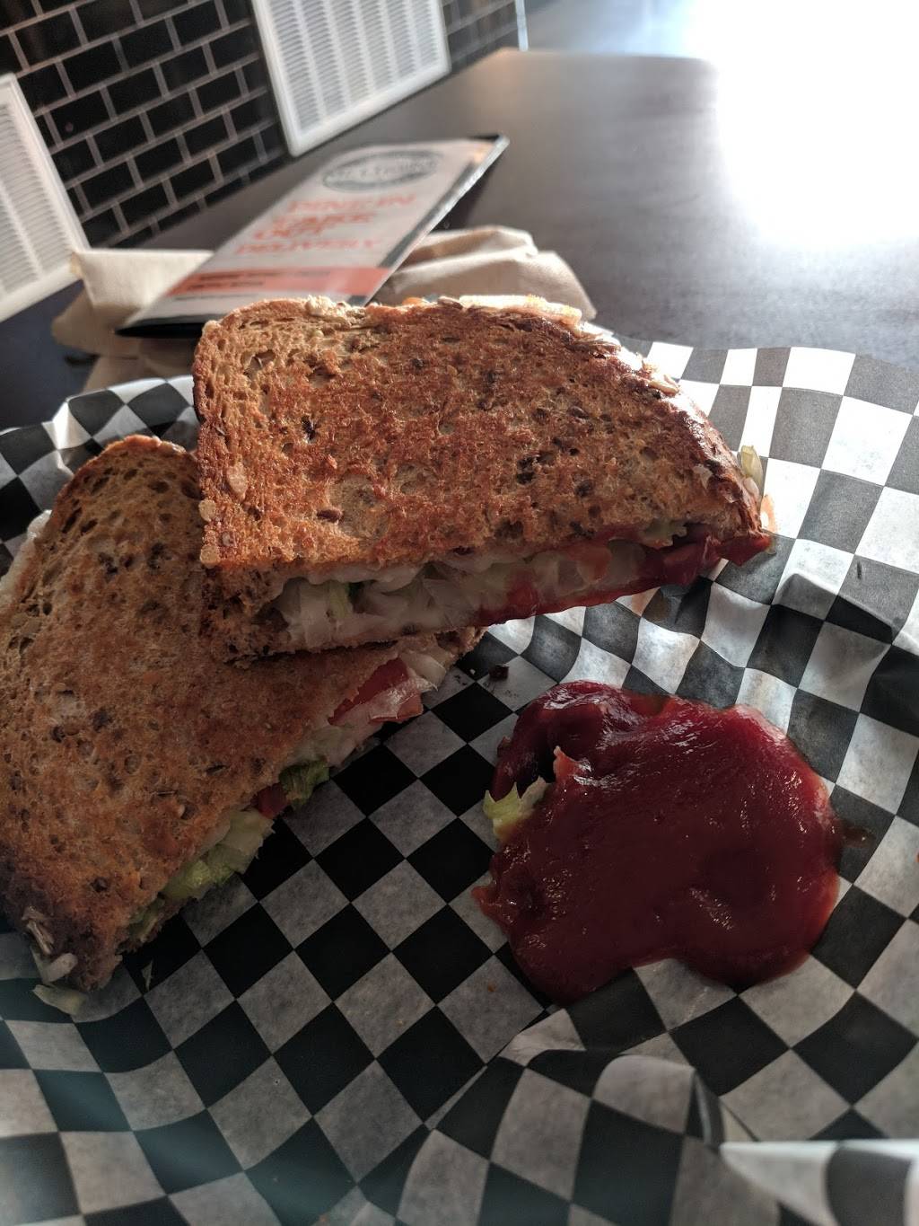 Meltwich Food Co. | restaurant | 154 Queen St S, Mississauga, ON L5M 2P4, Canada | 9058131099 OR +1 905-813-1099