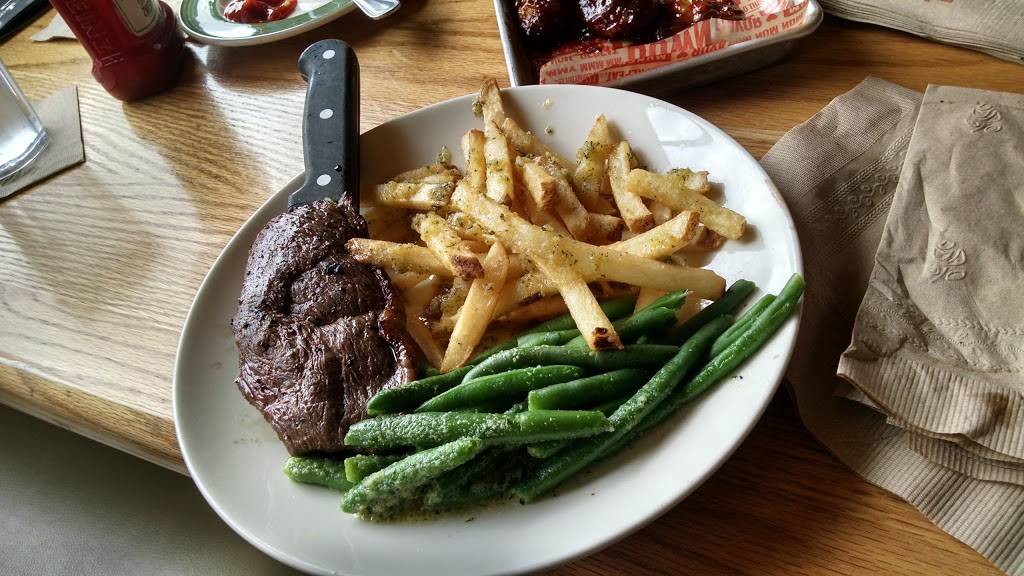 Applebees Grill + Bar | restaurant | 1369 Fitzgerald Dr, Pinole, CA 94564, USA | 5102430400 OR +1 510-243-0400