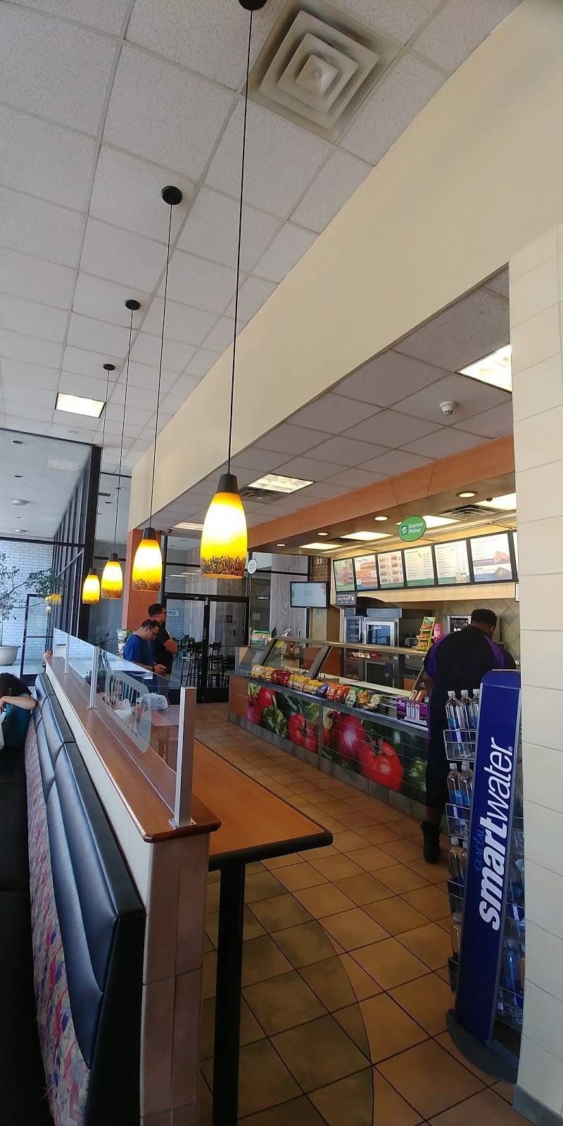 Subway | restaurant | 5300 W Century Blvd, Los Angeles, CA 90045, USA | 3106702797 OR +1 310-670-2797