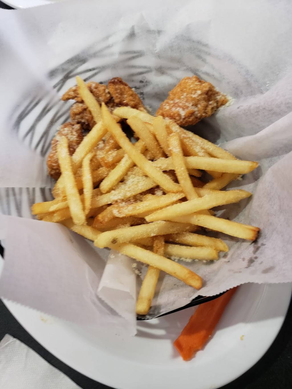 Johnnys New York Style Pizza | meal delivery | 2445 Salem Rd SE, Conyers, GA 30013, USA | 7709221000 OR +1 770-922-1000