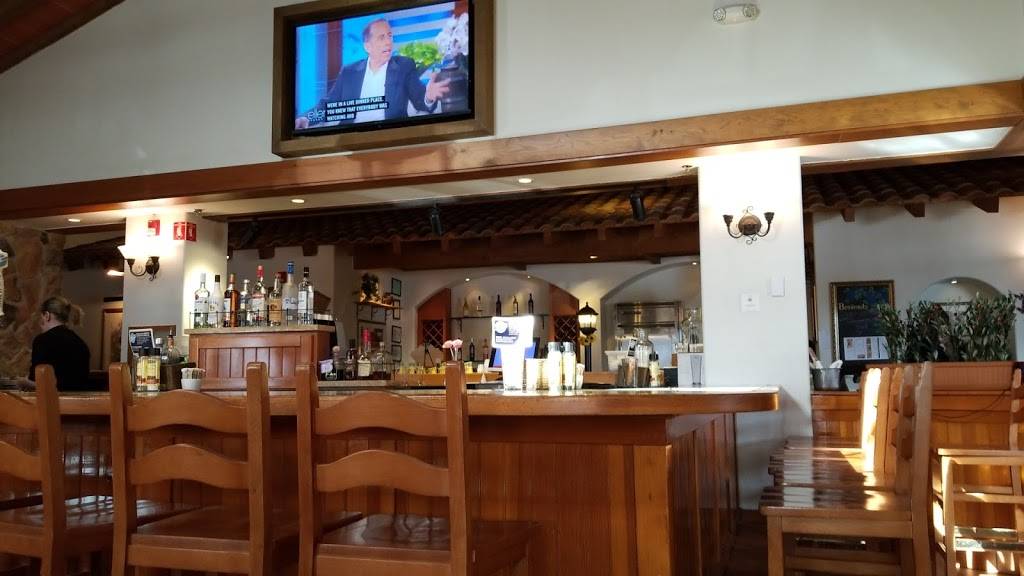 Olive Garden Italian Restaurant | meal takeaway | 4210 24th Ave, Fort Gratiot Twp, MI 48059, USA | 8103855694 OR +1 810-385-5694