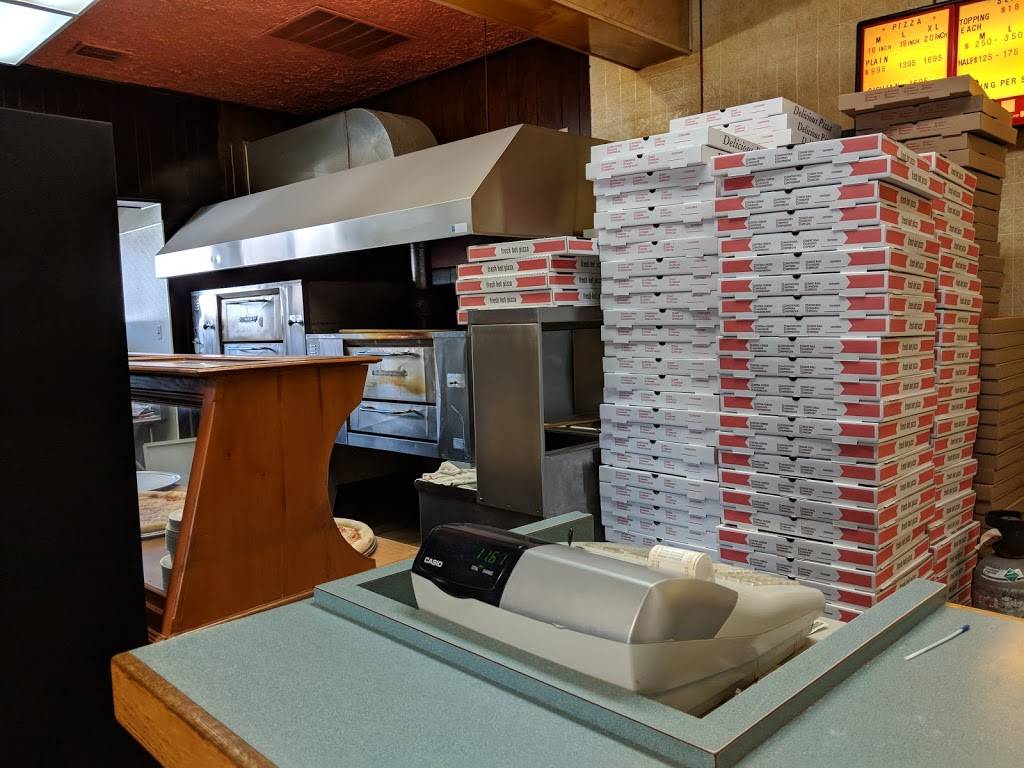 Marios Pizza | restaurant | 159 S Reading Ave, Boyertown, PA 19512, USA | 6103672008 OR +1 610-367-2008