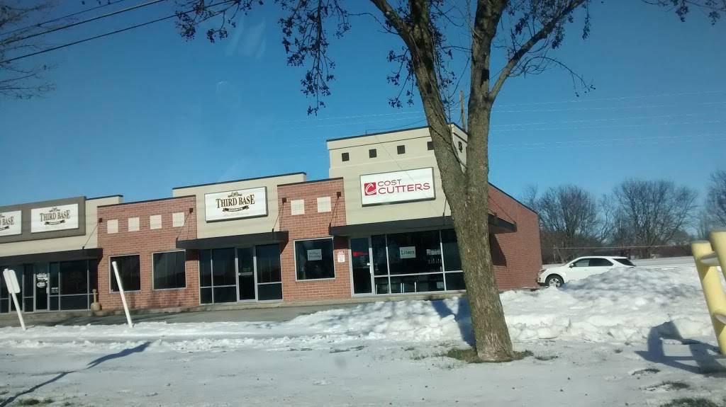 Third Base Brewery | restaurant | 500 Blairs Ferry Rd NE #2, Cedar Rapids, IA 52402, USA | 3193789090 OR +1 319-378-9090