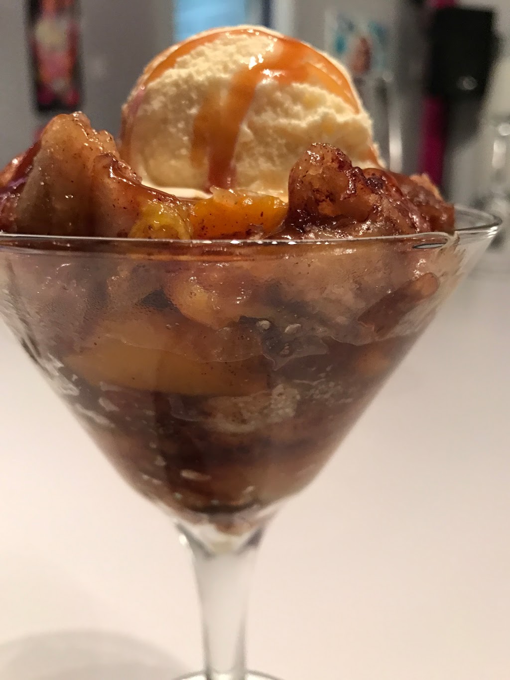 The HM Dessert Lounge | restaurant | 1586 Madison Ave, Memphis, TN 38104, USA | 9012902099 OR +1 901-290-2099