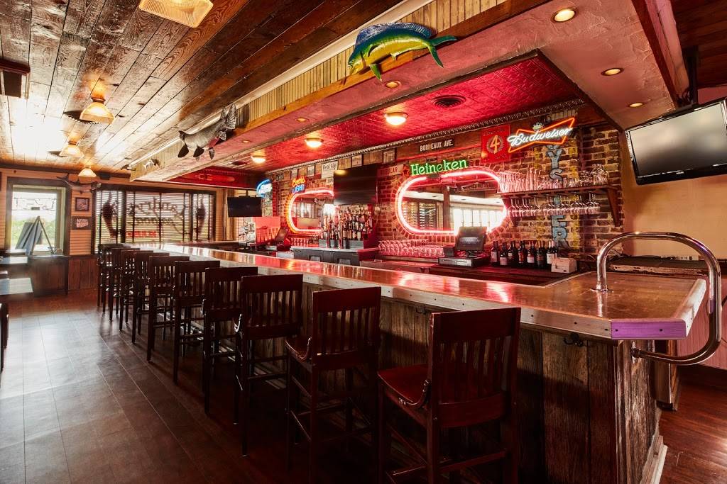 Landrys Seafood House | restaurant | 22215 Katy Fwy, Katy, TX 77450, USA | 2813920452 OR +1 281-392-0452