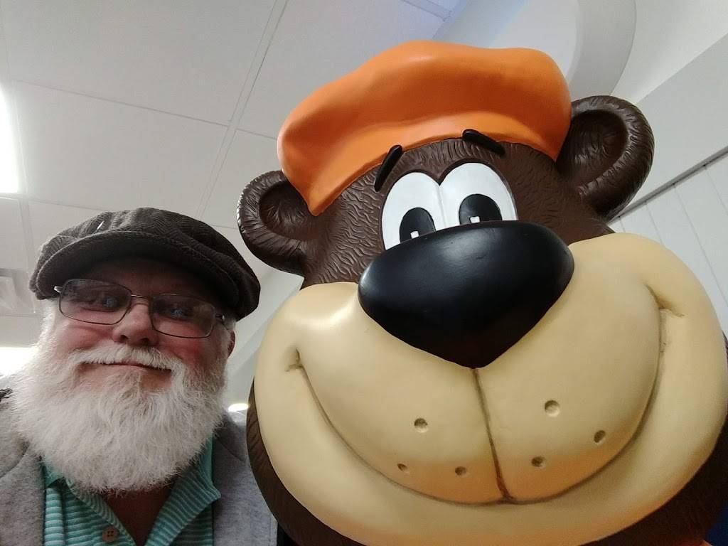 Long John Silvers | restaurant | 3702 Brady St, Davenport, IA 52806, USA | 5633863262 OR +1 563-386-3262