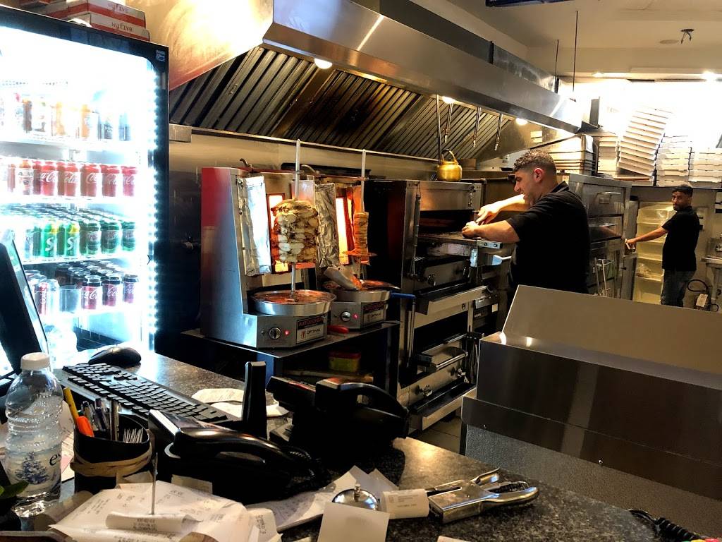 Greeko’s Souvlaki & Pizza | restaurant | 1234 Merivale Rd, Ottawa, ON K2C 4C3, Canada | 6137282424 OR +1 613-728-2424