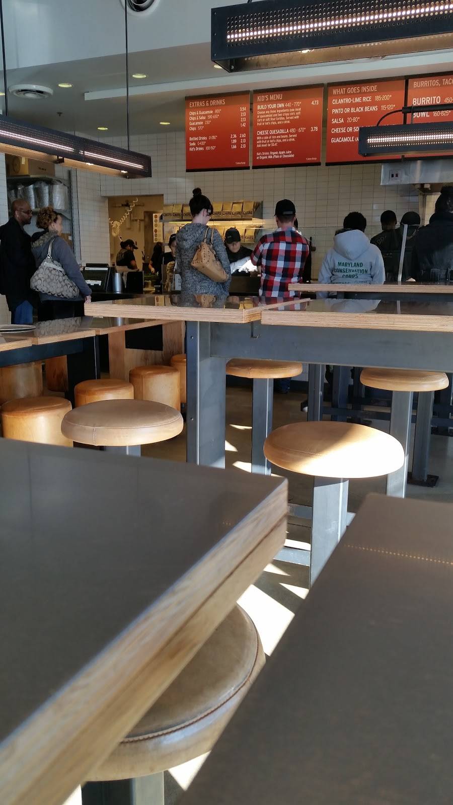 Chipotle Mexican Grill | restaurant | 105 Drury Dr Ste B, La Plata, MD 20646, USA | 3013921924 OR +1 301-392-1924