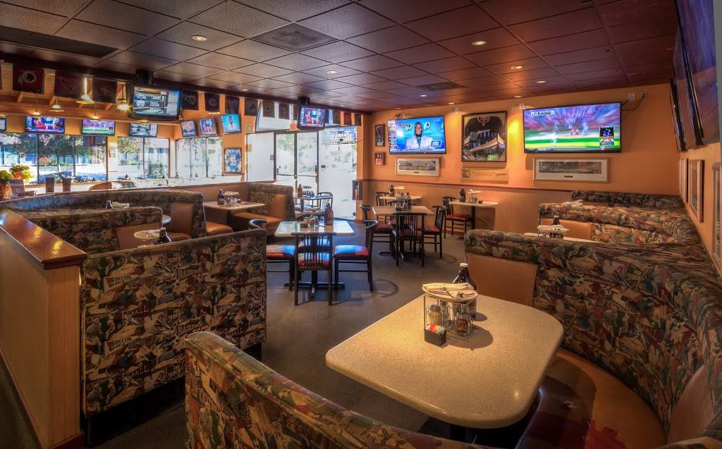 Oggis Pizza & Brewing Co | restaurant | 18810 Soledad Canyon Rd, Santa Clarita, CA 91351, USA | 6612527883 OR +1 661-252-7883